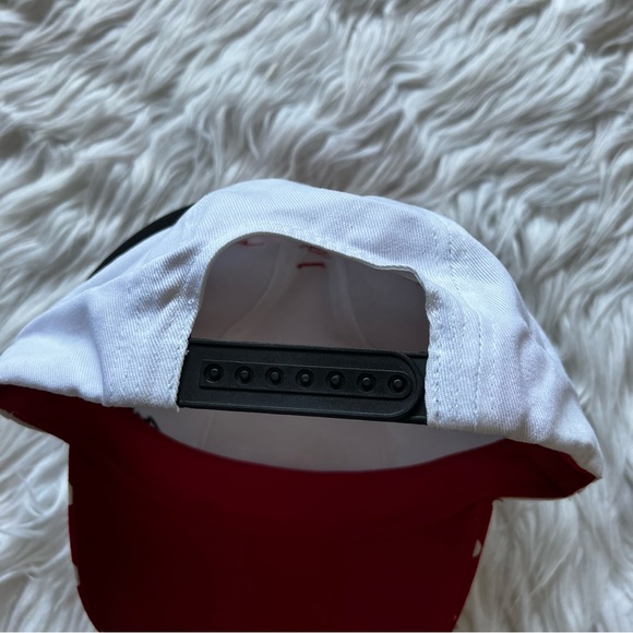 Disney Mini Mouse Hat for Girls with Red Bow - Picture 4 of 6